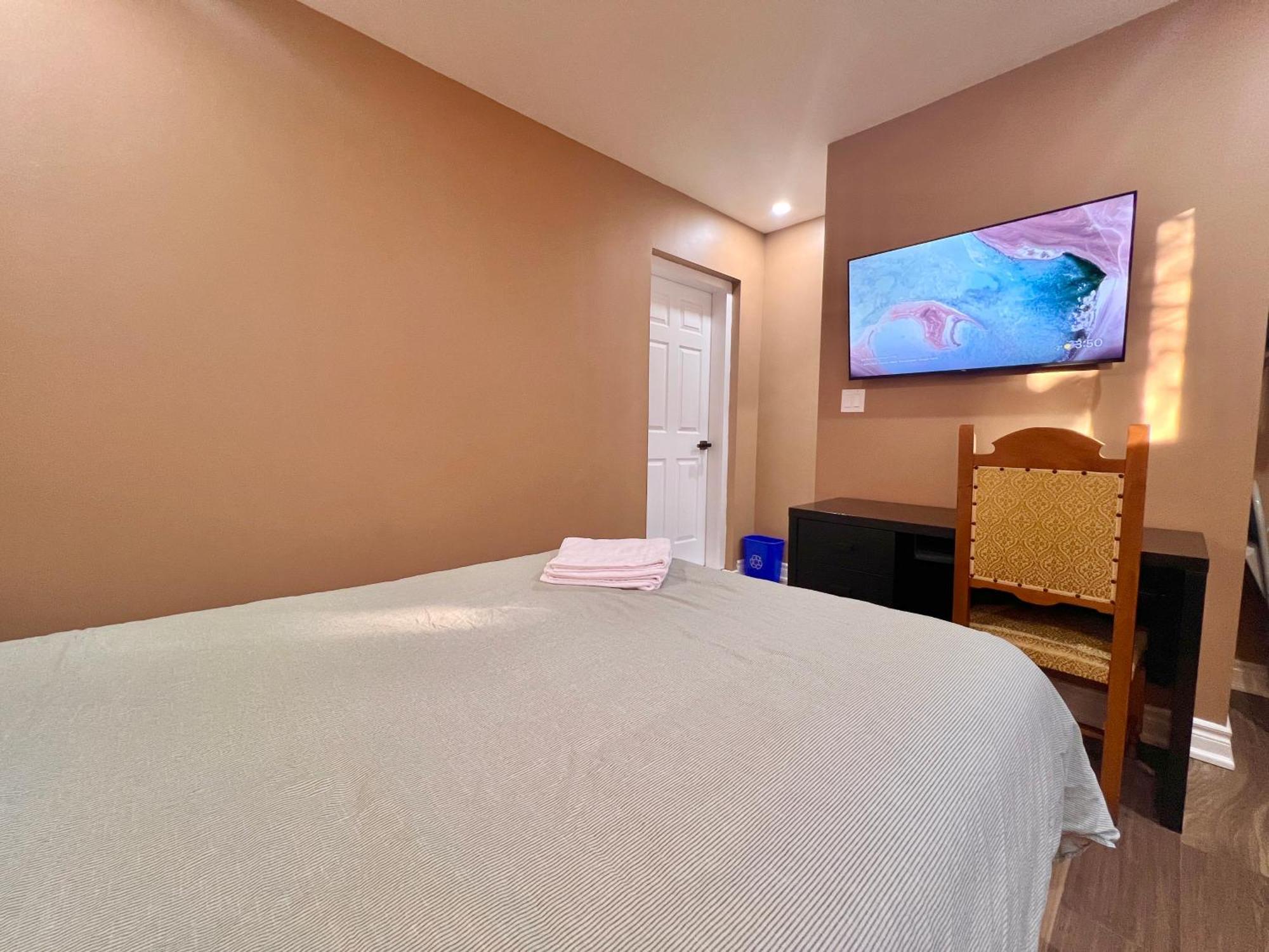 Upgraded Rooms With Bath 7-Min To Subway Near Downsview Rogers Stadium Toronto Extérieur photo